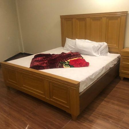 Al Buraq Hotel Ісламабад Екстер'єр фото